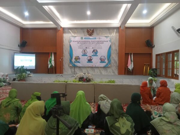 Fatayat NU Kota Bekasi Konsolidasi Organisasi di PP Mahasina